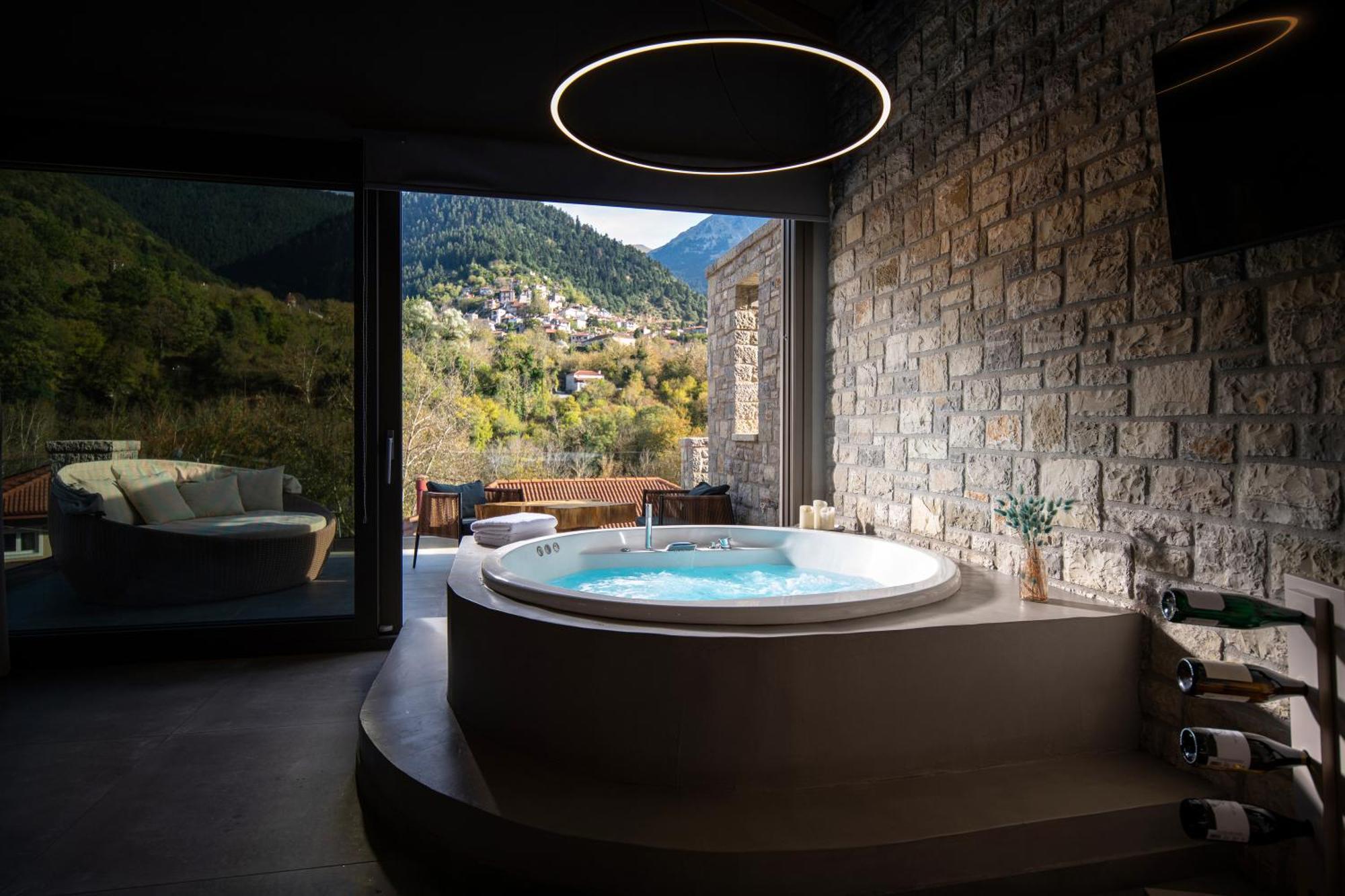 Evora Luxury Suites Mega Chorio Екстериор снимка