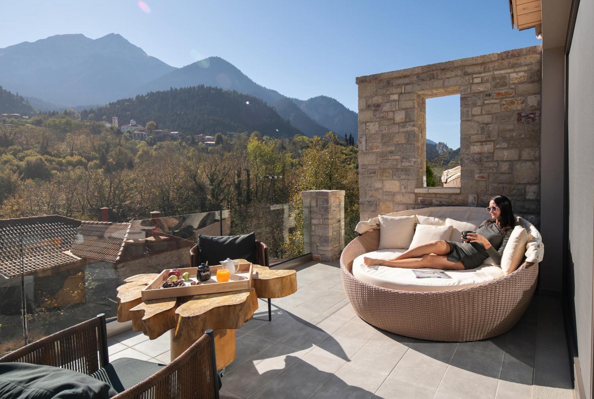 Evora Luxury Suites Mega Chorio Екстериор снимка